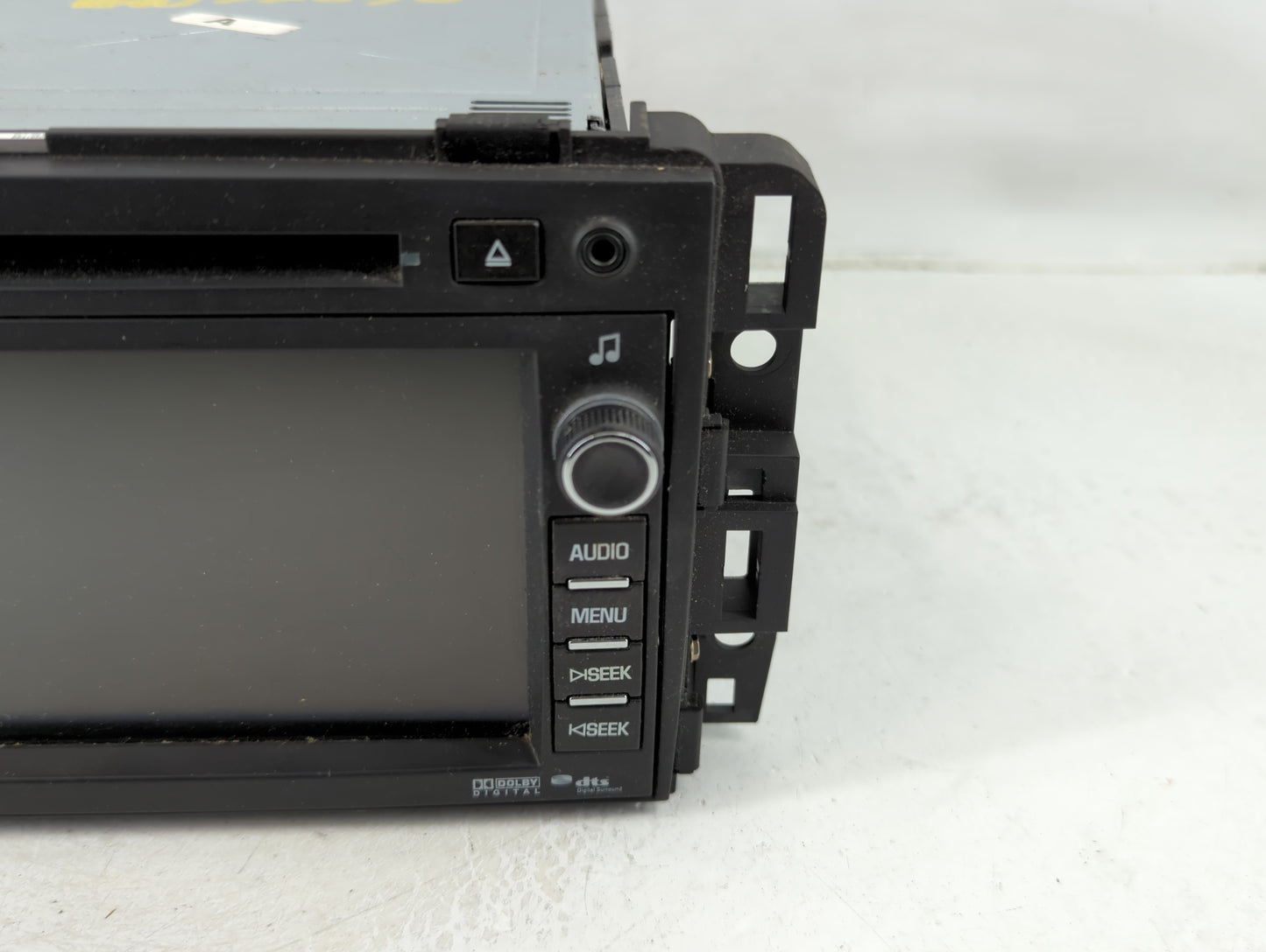 2010 Chevrolet Traverse Radio AM FM Cd Player Receiver Replacement Fits OEM Used Auto Parts - Oemusedautoparts1.com