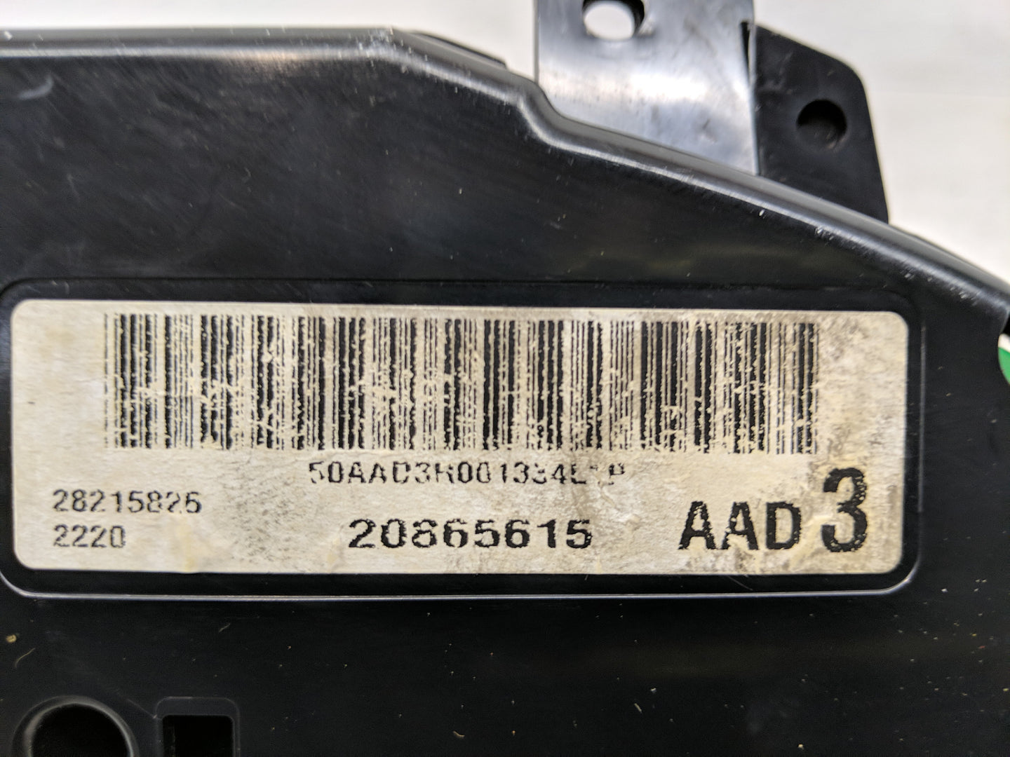 2010 Chevrolet Traverse Instrument Cluster Speedometer Gauges P/N:20865615 Fits OEM Used Auto Parts - Oemusedautoparts1.com