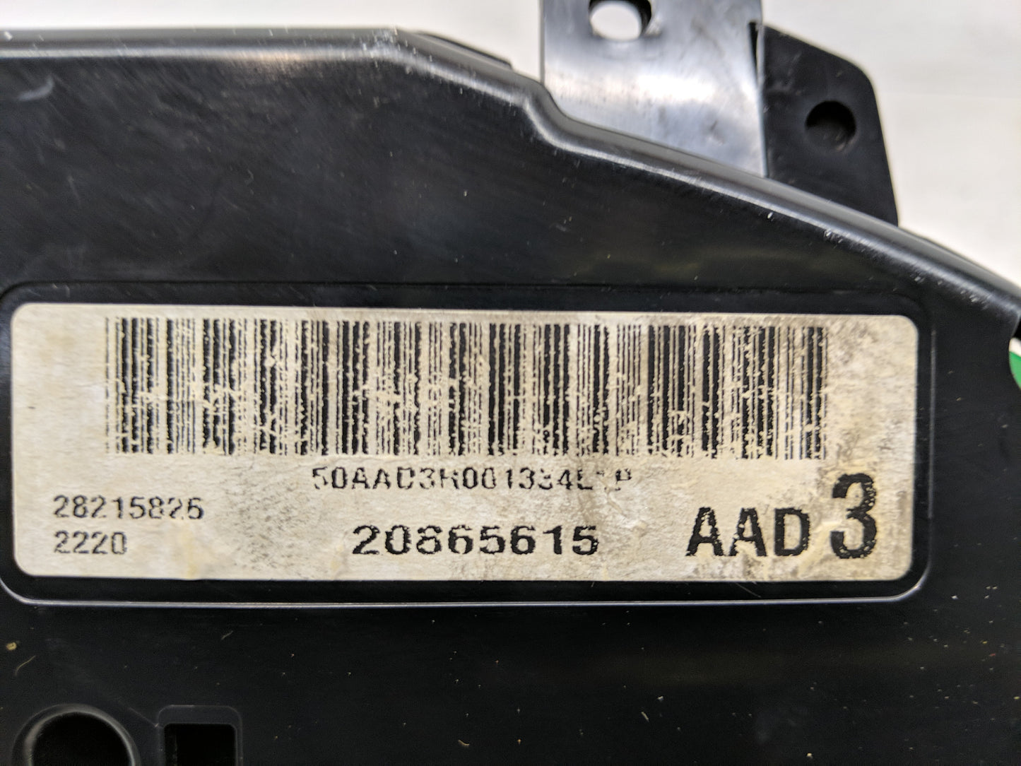 2010 Chevrolet Traverse Instrument Cluster Speedometer Gauges P/N:20865615 Fits OEM Used Auto Parts - Oemusedautoparts1.com