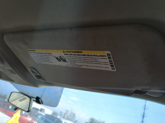 2010 Chevrolet Traverse Sun Visor Shade Replacement Passenger Right Mirror Fits OEM Used Auto Parts - Oemusedautoparts1.com