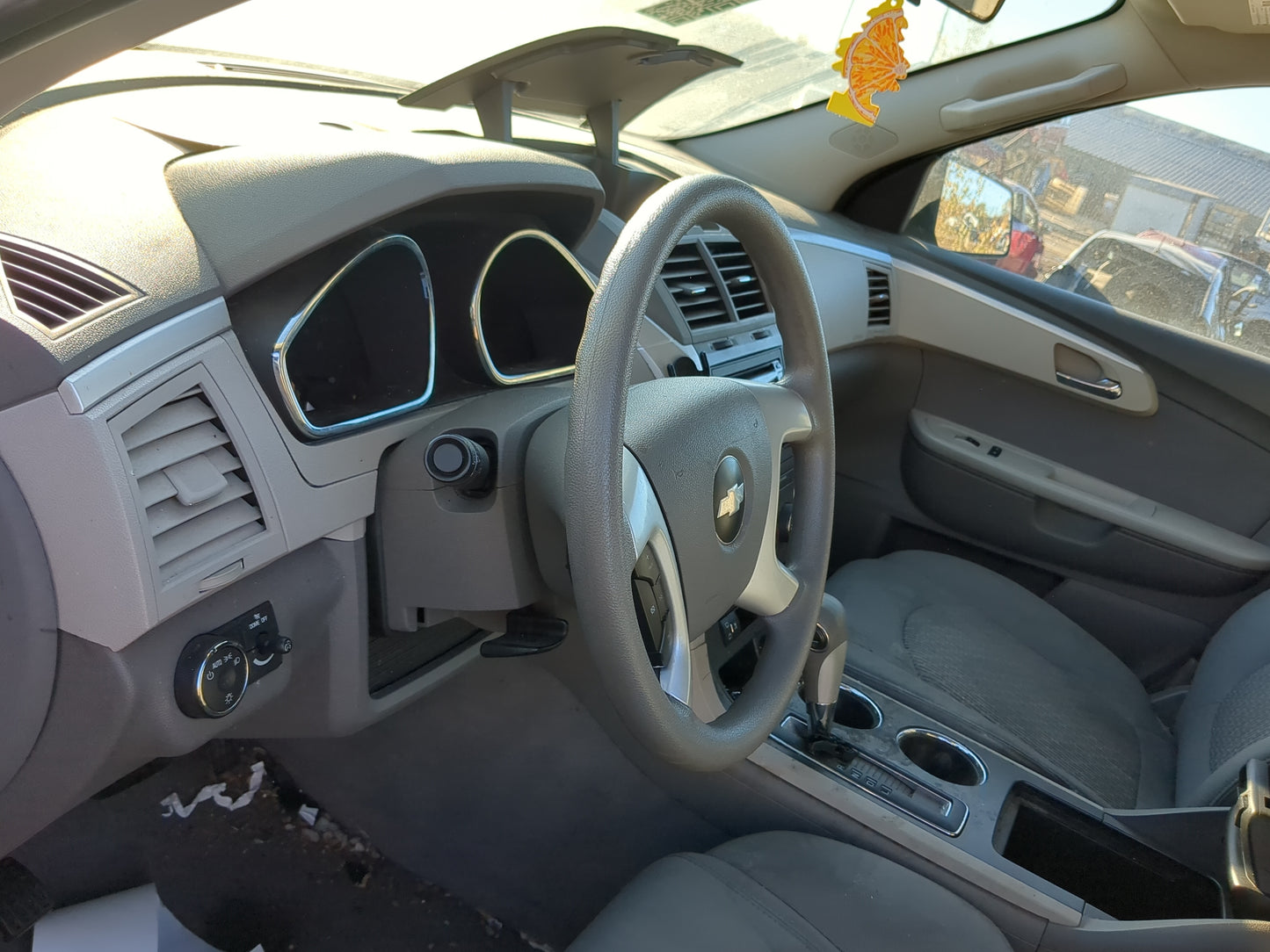 2009-2011 Chevrolet Traverse Air Bag Driver Left Steering Wheel Mounted 1216139 - Oemusedautoparts1.com