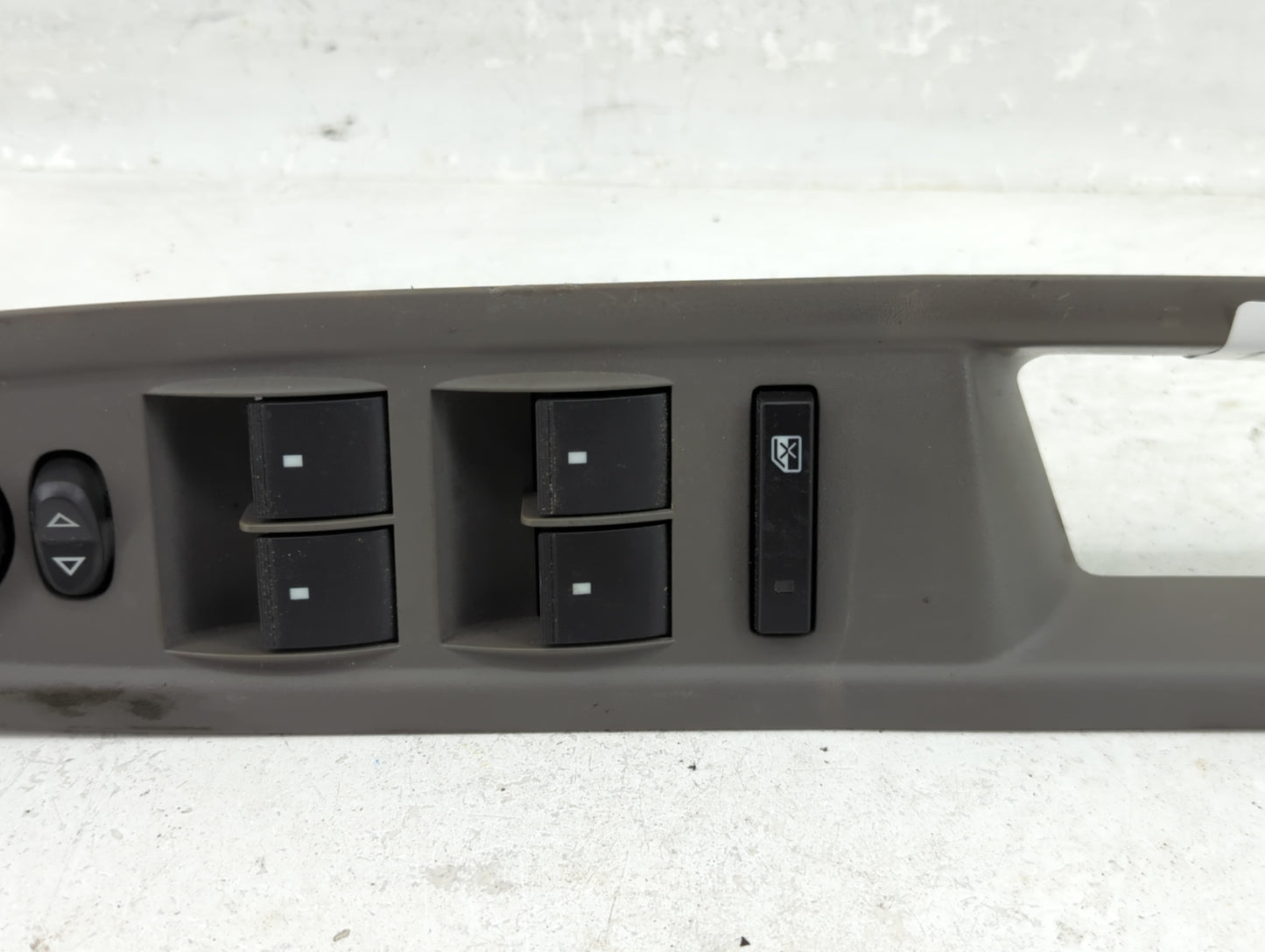 2009-2017 Chevrolet Traverse Master Power Window Switch Replacement Driver Side Left P/N:20945129 Fits OEM Used Auto Parts -
