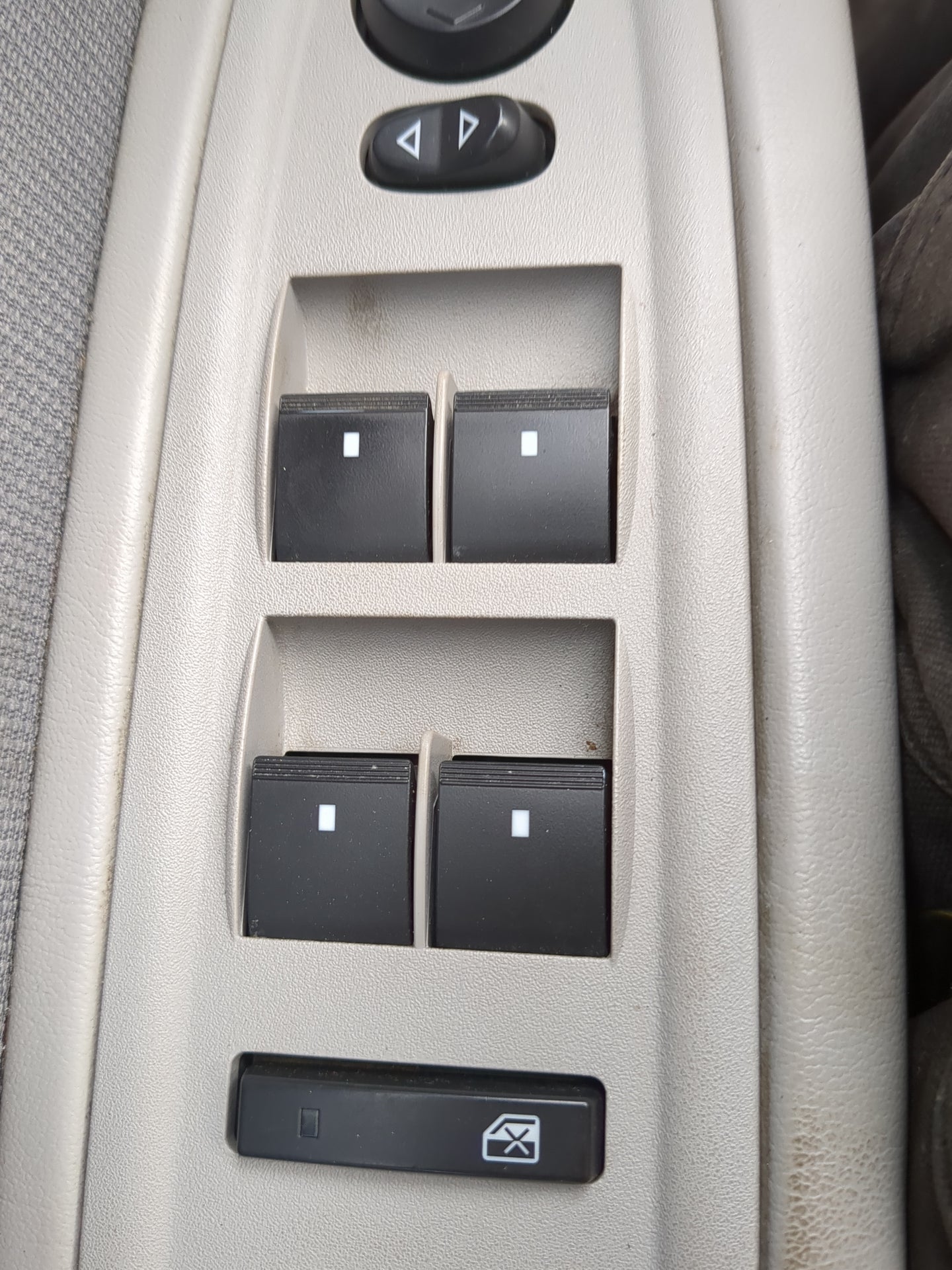 2010 Chevrolet Traverse Master Power Window Switch Replacement Driver Side Left Fits OEM Used Auto Parts - Oemusedautoparts1