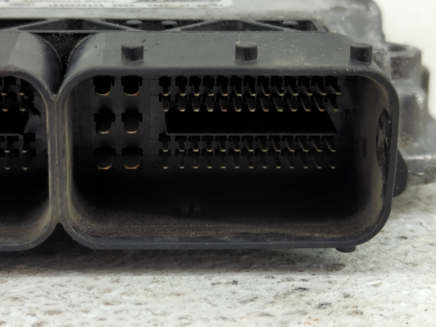 2010 Chevrolet Traverse PCM Engine Control Computer ECU ECM PCU OEM P/N:12635019 Fits Fits 2011 OEM Used Auto Parts - Oemuse