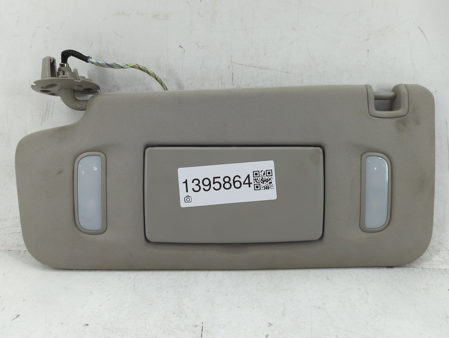 2010 Chevrolet Traverse Sun Visor Shade Replacement Driver Left Mirror Fits OEM Used Auto Parts - Oemusedautoparts1.com