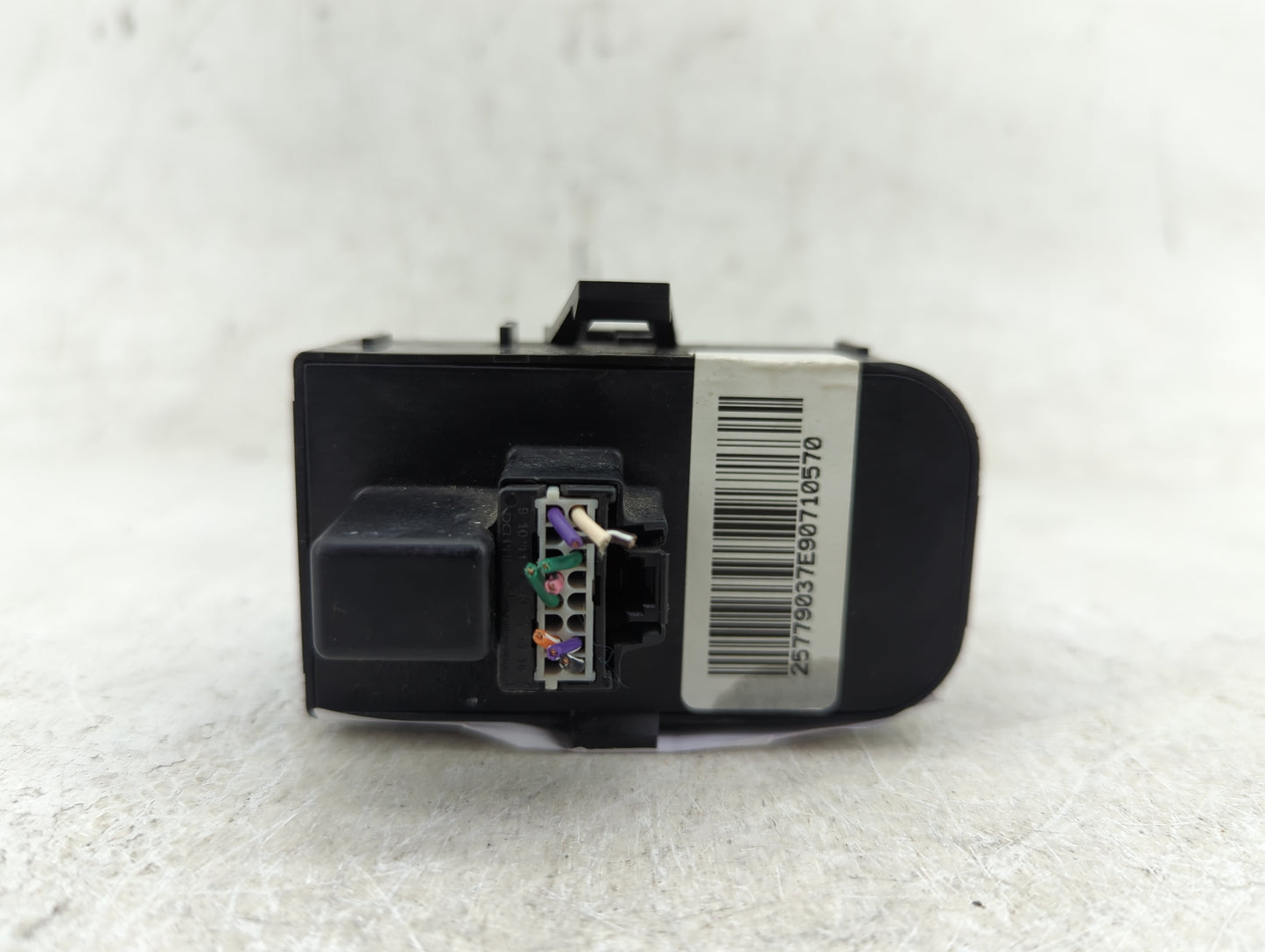 2010 Chevrolet Traverse PCM Engine Control Computer ECU ECM PCU OEM P/N:25779037 Fits Fits 2011 OEM Used Auto Parts - Oemuse
