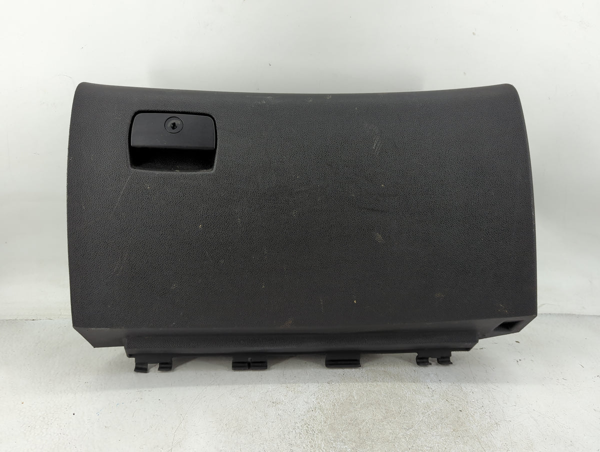 2010 Chevrolet Traverse Passenger Glove Box Door Storage Compartment 1413014 - Oemusedautoparts1.com