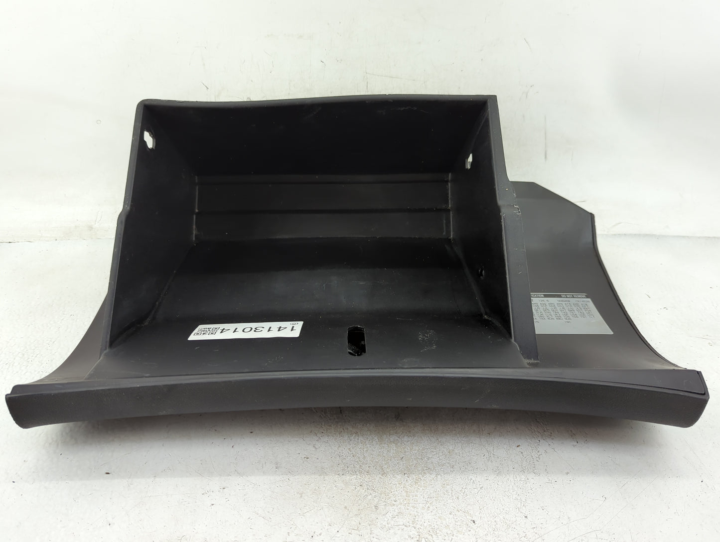 2010 Chevrolet Traverse Passenger Glove Box Door Storage Compartment 1413014 - Oemusedautoparts1.com