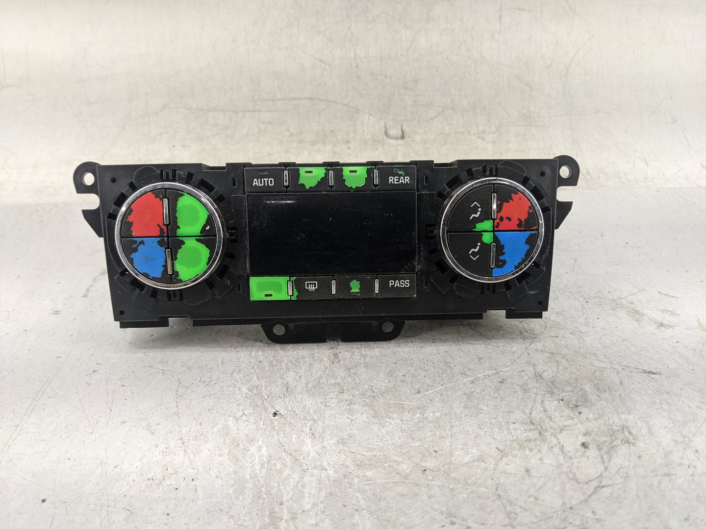 2010 Chevrolet Traverse Climate Control Module Temperature AC/Heater Replacement P/N:25932038 382038R010810575 Fits OEM Used