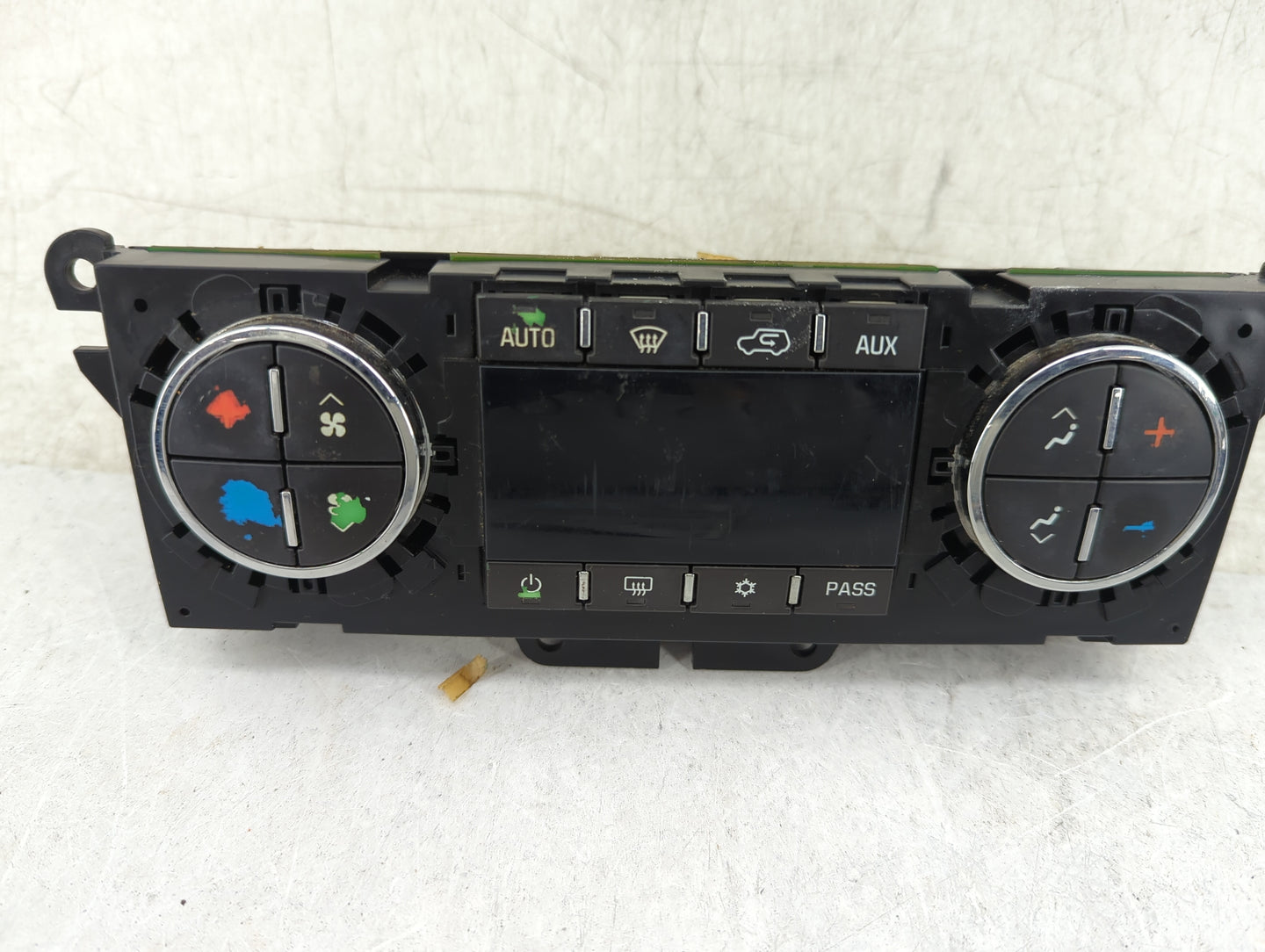2009-2017 Chevrolet Traverse Climate Control Module Temperature AC/Heater Replacement P/N:25869249 Fits OEM Used Auto Parts 