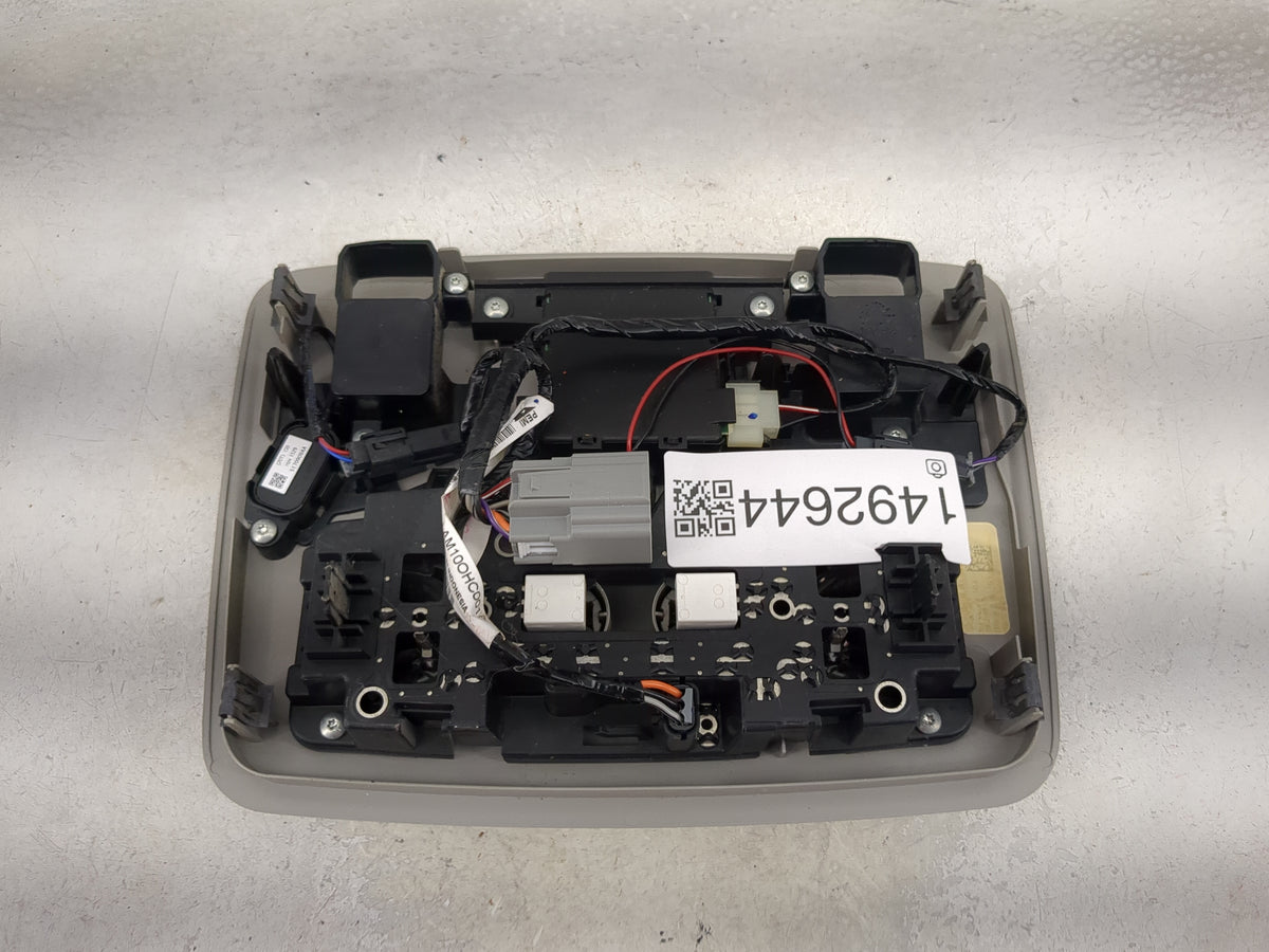 Chevrolet Traverse Overhead Roof Console Gray 1492644 - Oemusedautoparts1.com