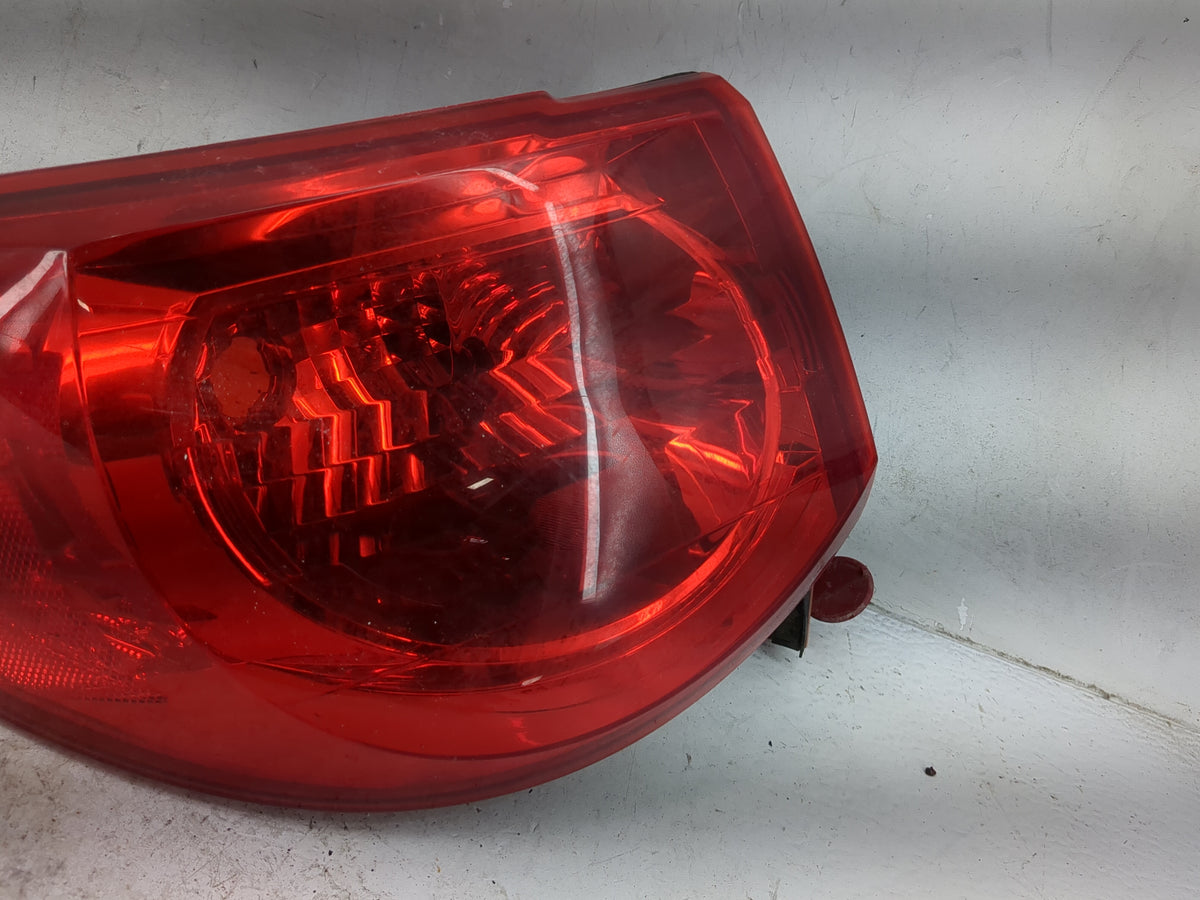 2010 Chevrolet Traverse Tail Light Assembly Passenger Right OEM Fits OEM Used Auto Parts - Oemusedautoparts1.com