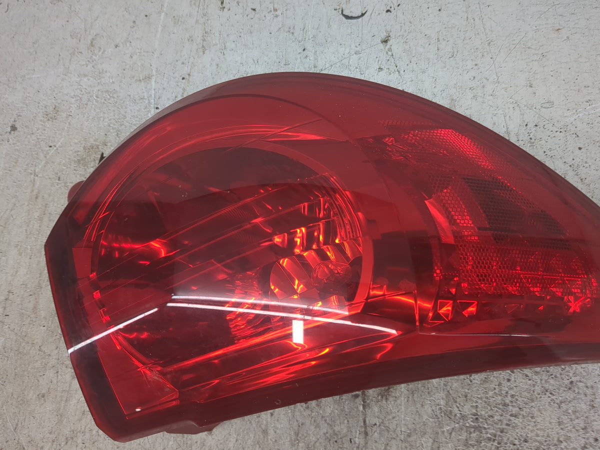 2010 Chevrolet Traverse Tail Light Assembly Driver Left OEM Fits OEM Used Auto Parts - Oemusedautoparts1.com
