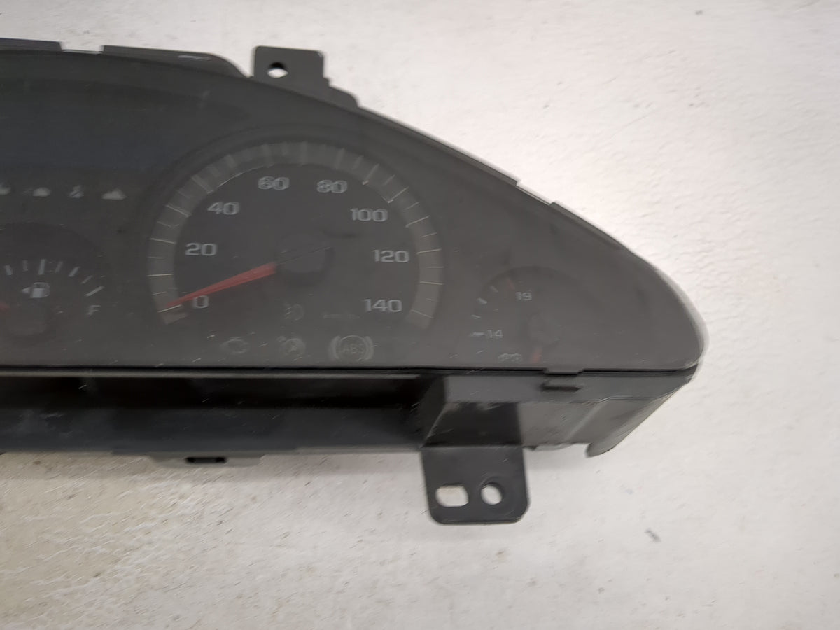 2010 Chevrolet Traverse Instrument Cluster Speedometer Gauges P/N:20865615 28215826, 50AAD3R000623WLM Miles:160K Fits OEM Us
