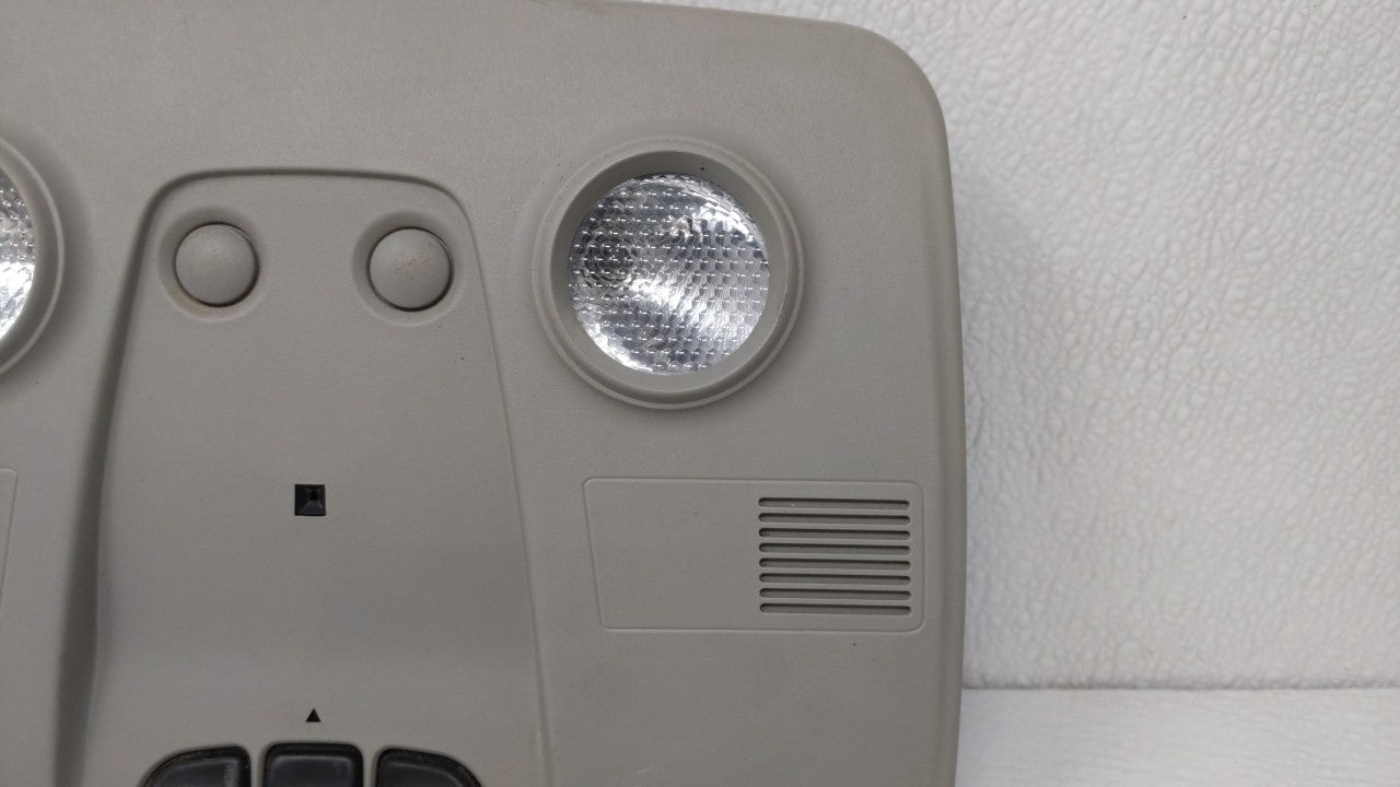 2010 Chevrolet Traverse Overhead Roof Console - Oemusedautoparts1.com