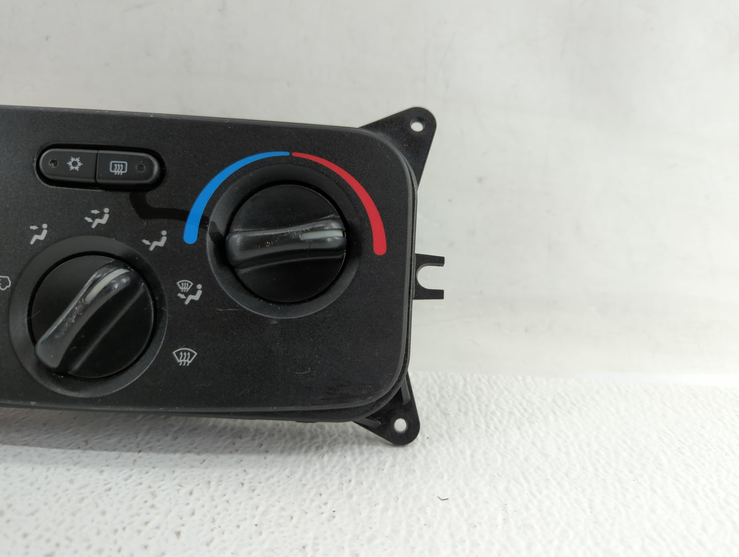 2010 Chevrolet Traverse Climate Control Module Temperature AC/Heater Replacement P/N:20778544 25932038, 75262, 15932418 Fits