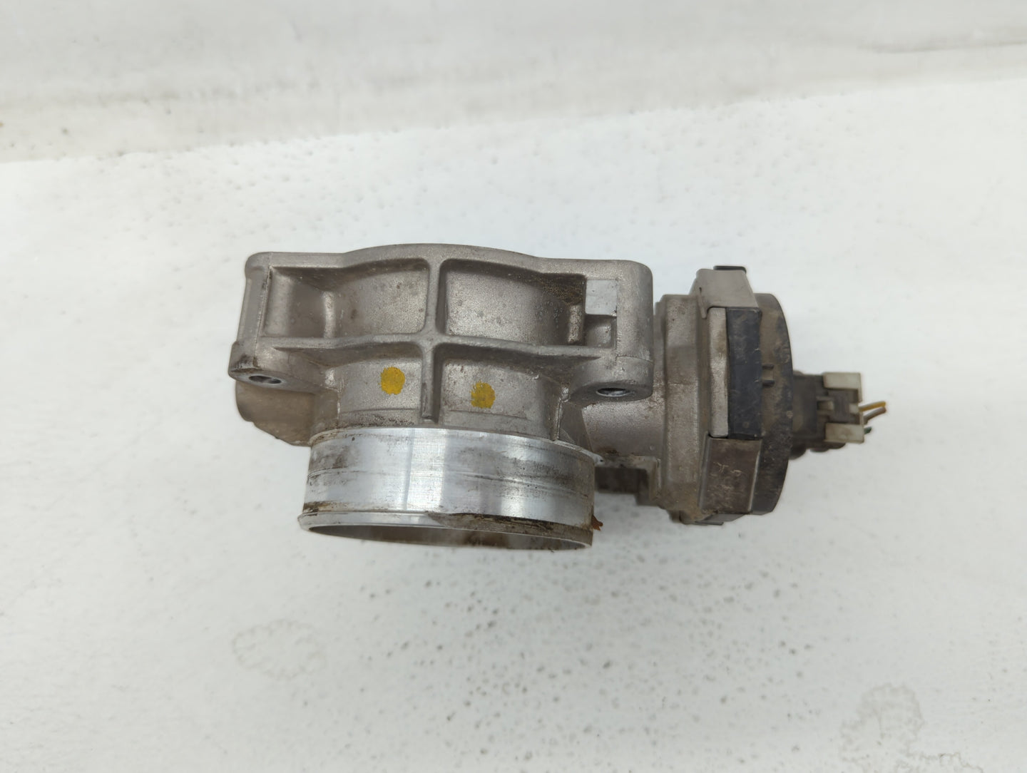 2009-2011 Chevrolet Traverse Throttle Body P/N:995AA Fits Fits 2007 2008 2009 2010 2011 OEM Used Auto Parts - Oemusedautopar