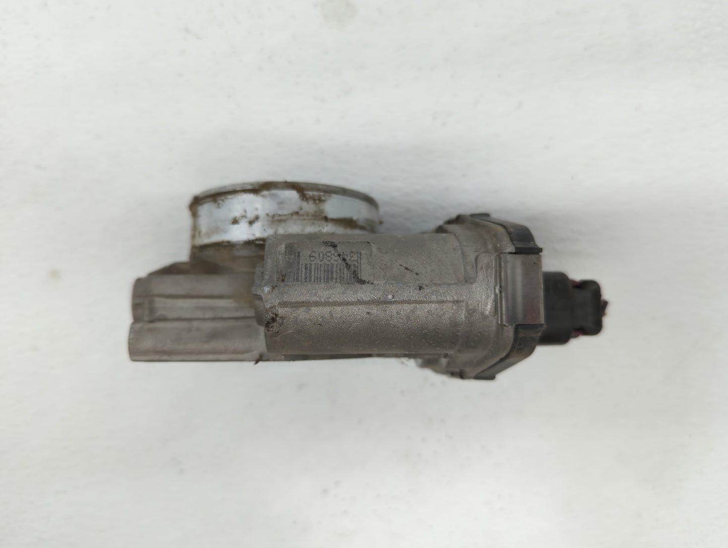 2009-2011 Chevrolet Traverse Throttle Body P/N:995AA Fits Fits 2007 2008 2009 2010 2011 OEM Used Auto Parts - Oemusedautopar