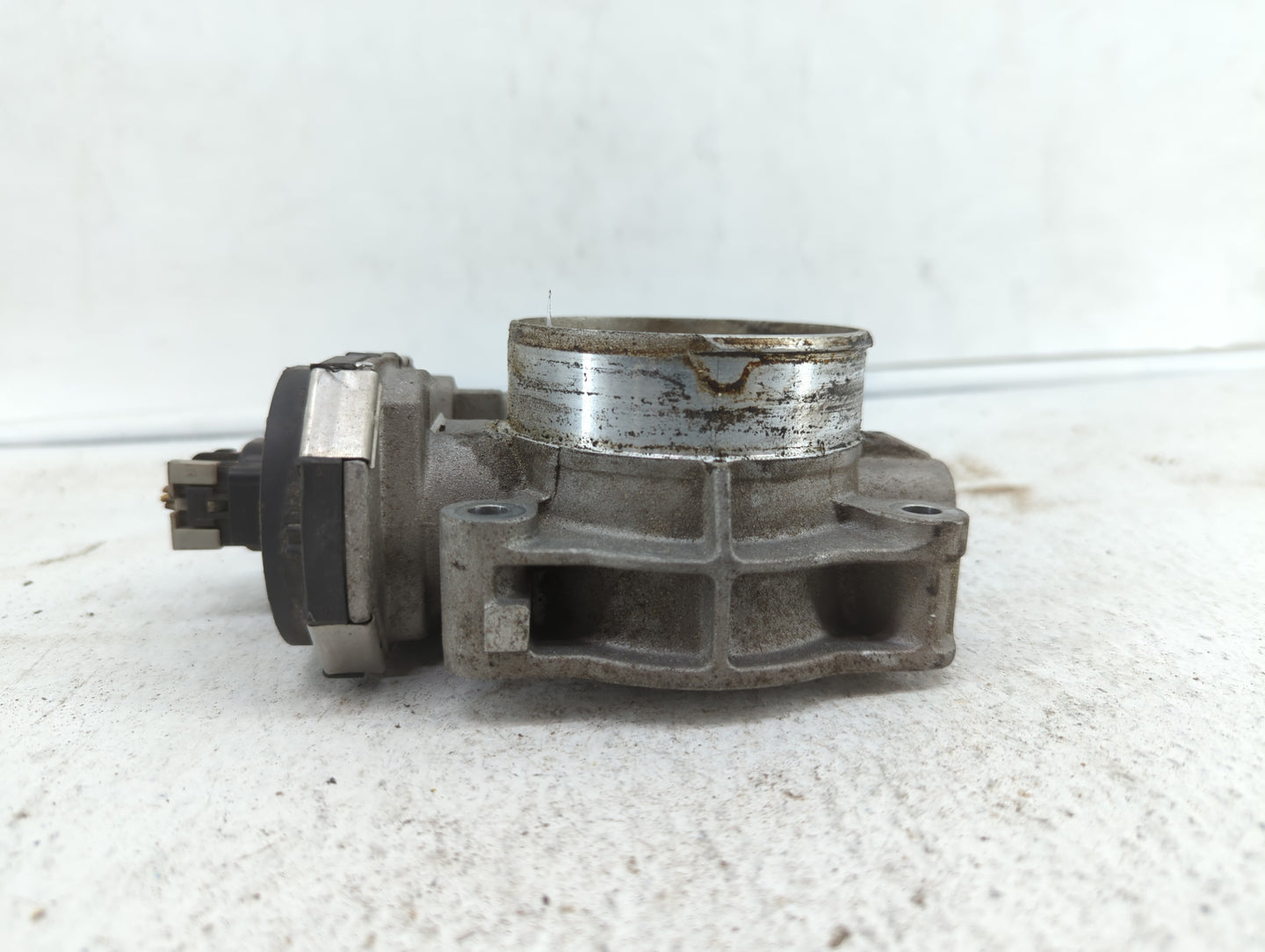 2009-2011 Chevrolet Traverse Throttle Body P/N:591HB 995AA Fits Fits 2007 2008 2009 2010 2011 OEM Used Auto Parts - Oemuseda