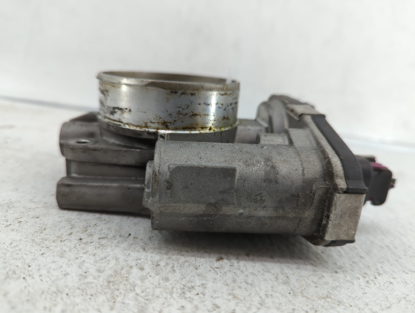 2009-2011 Chevrolet Traverse Throttle Body P/N:591HB 995AA Fits Fits 2007 2008 2009 2010 2011 OEM Used Auto Parts - Oemuseda