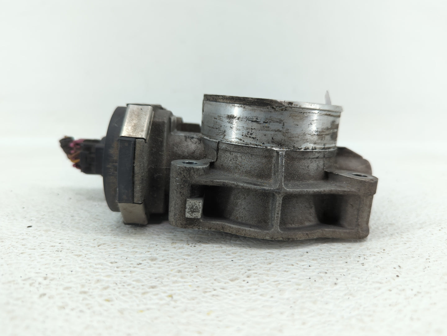 2009-2011 Chevrolet Traverse Throttle Body P/N:591HB 995AA Fits Fits 2007 2008 2009 2010 2011 OEM Used Auto Parts - Oemuseda