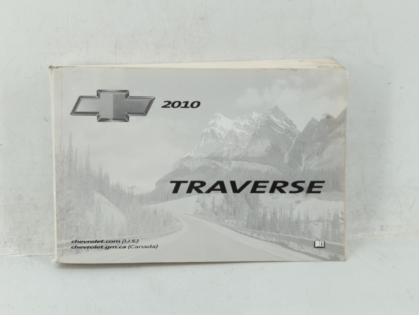 2010 Chevrolet Traverse Owners Manual Book Guide OEM Used Auto Parts - Oemusedautoparts1.com