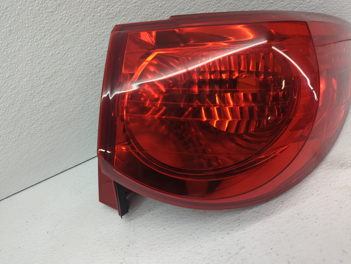 2009-2012 Chevrolet Traverse Tail Light Assembly Passenger Right OEM Fits Fits 2009 2010 2011 2012 OEM Used Auto Parts - Oem