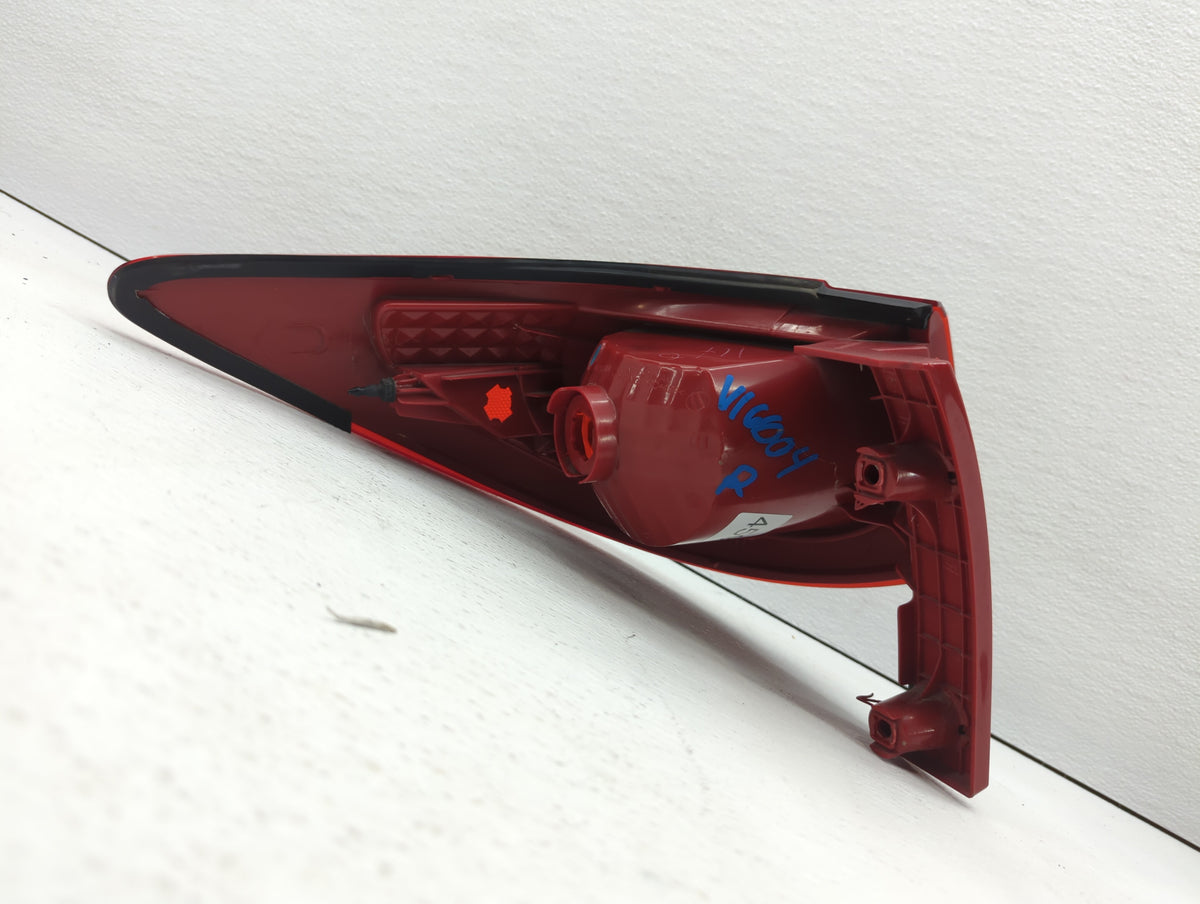 2009-2012 Chevrolet Traverse Tail Light Assembly Passenger Right OEM Fits Fits 2009 2010 2011 2012 OEM Used Auto Parts - Oem