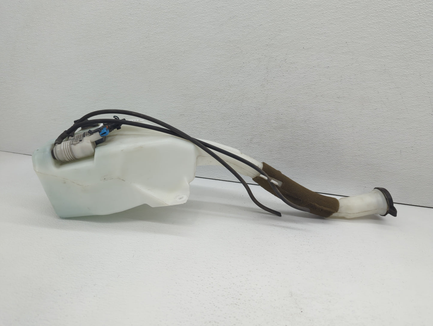 Chevrolet Traverse Radiator Coolant Overflow Expansion Tank Bottle - Oemusedautoparts1.com
