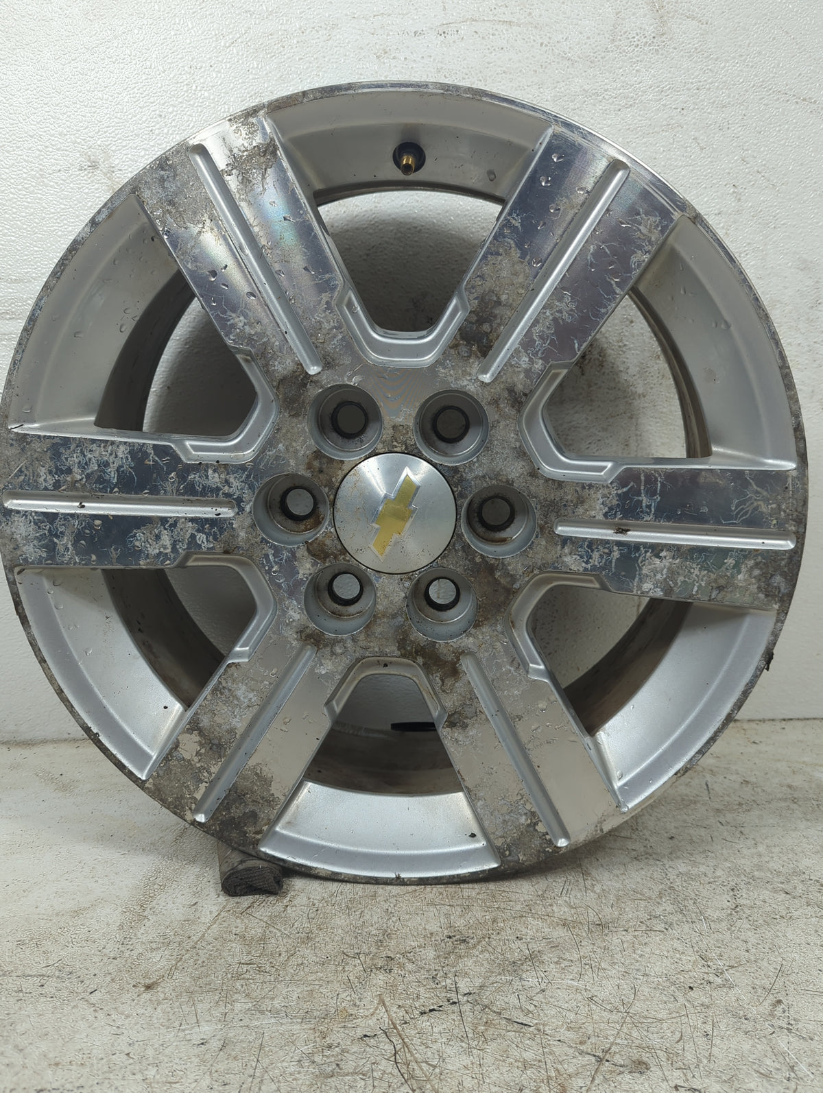 2010 Chevrolet Traverse Oem Wheel Rim 5000933 - Oemusedautoparts1.com