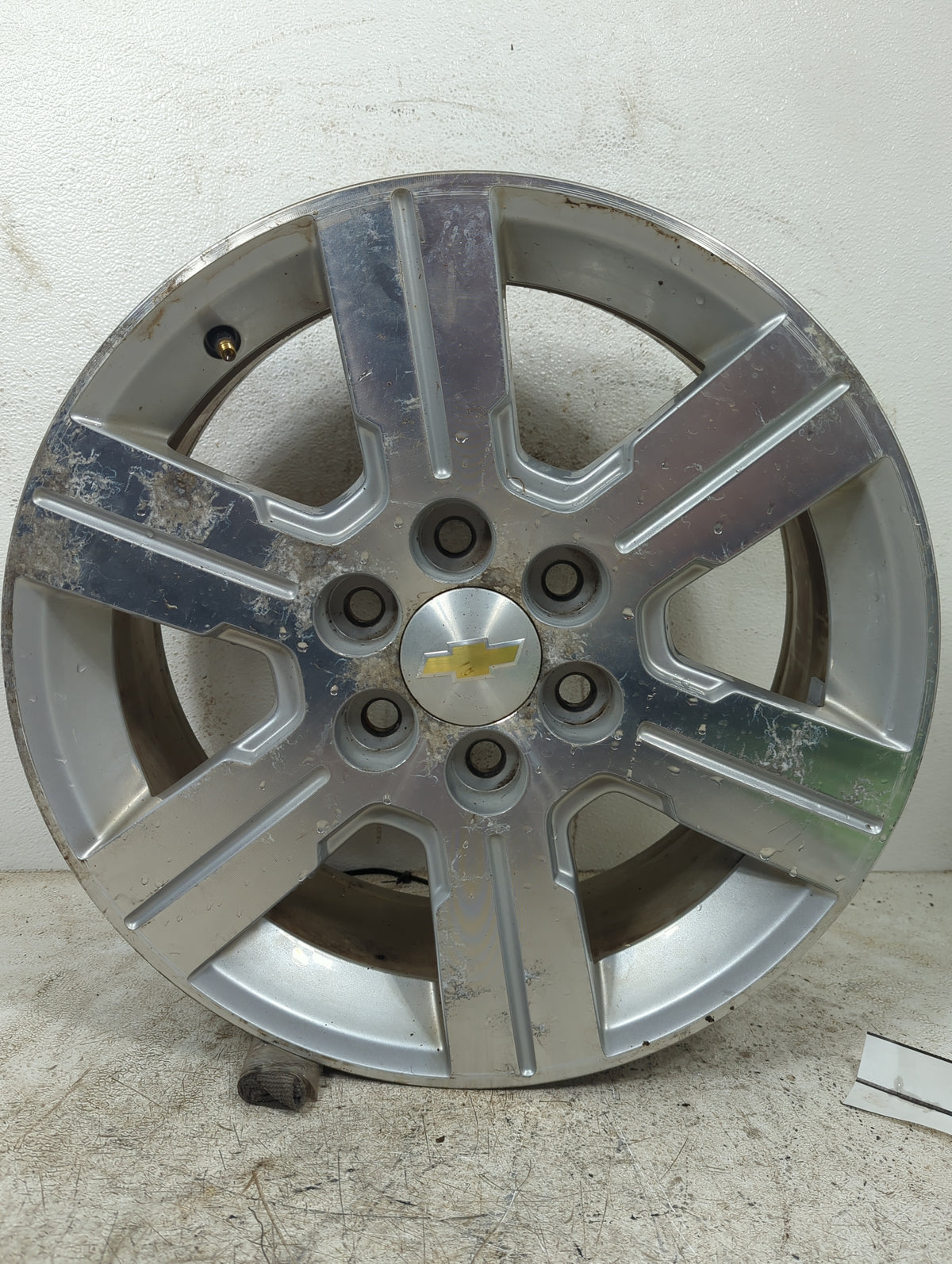 2010 Chevrolet Traverse Oem Wheel Rim 5000936 - Oemusedautoparts1.com