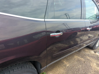 compare product 2010 Chevrolet Traverse Passenger Rear Door Oem 5010238