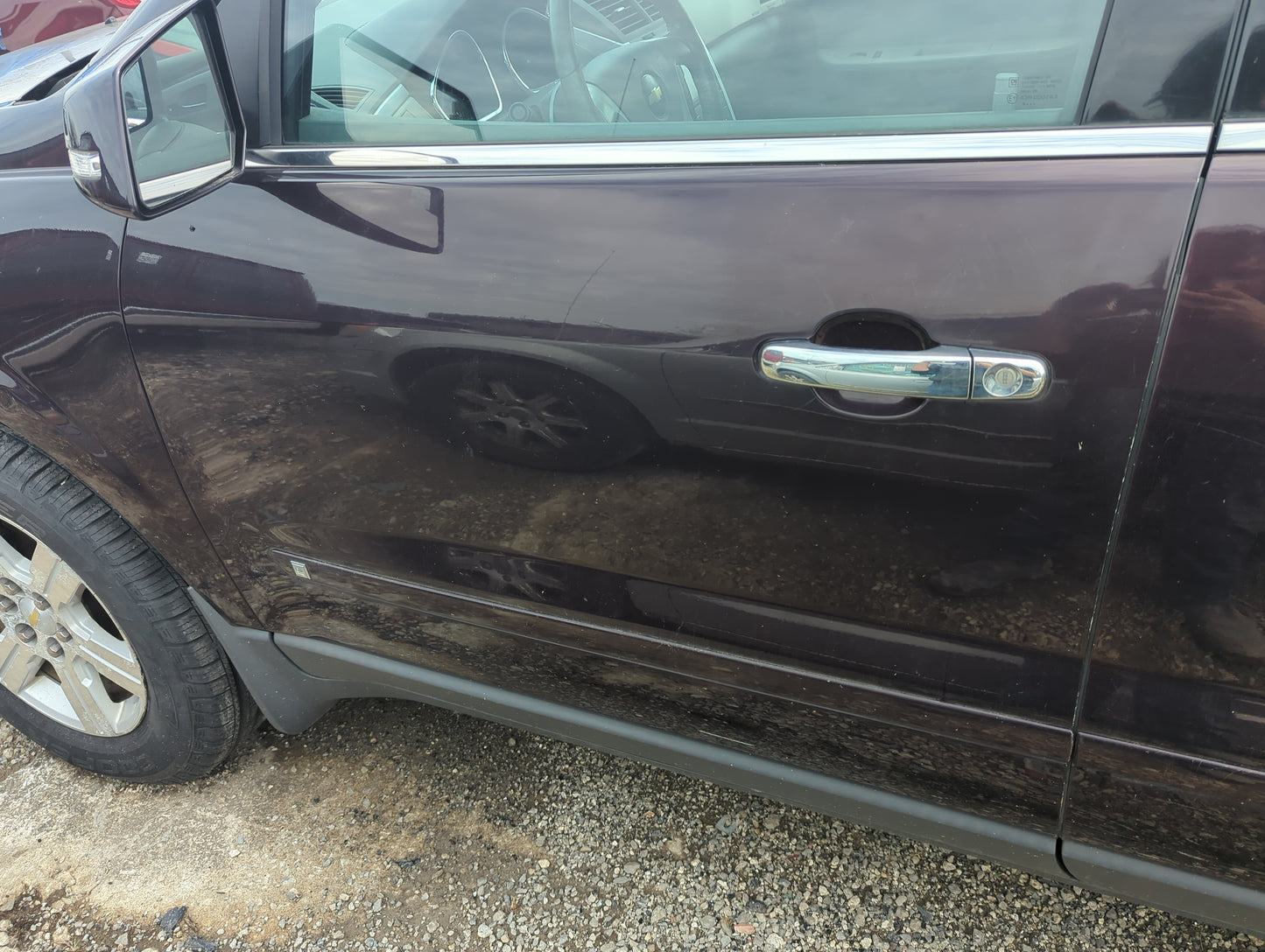 Chevrolet Traverse Driver Front Door Oem 5010257 - Oemusedautoparts1.com