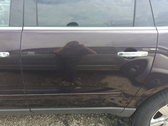 compare product 2010 Chevrolet Traverse Driver Rear Door Oem 5010280