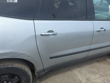2010 Chevrolet Traverse Passenger Rear Door Oem - Oemusedautoparts1.com