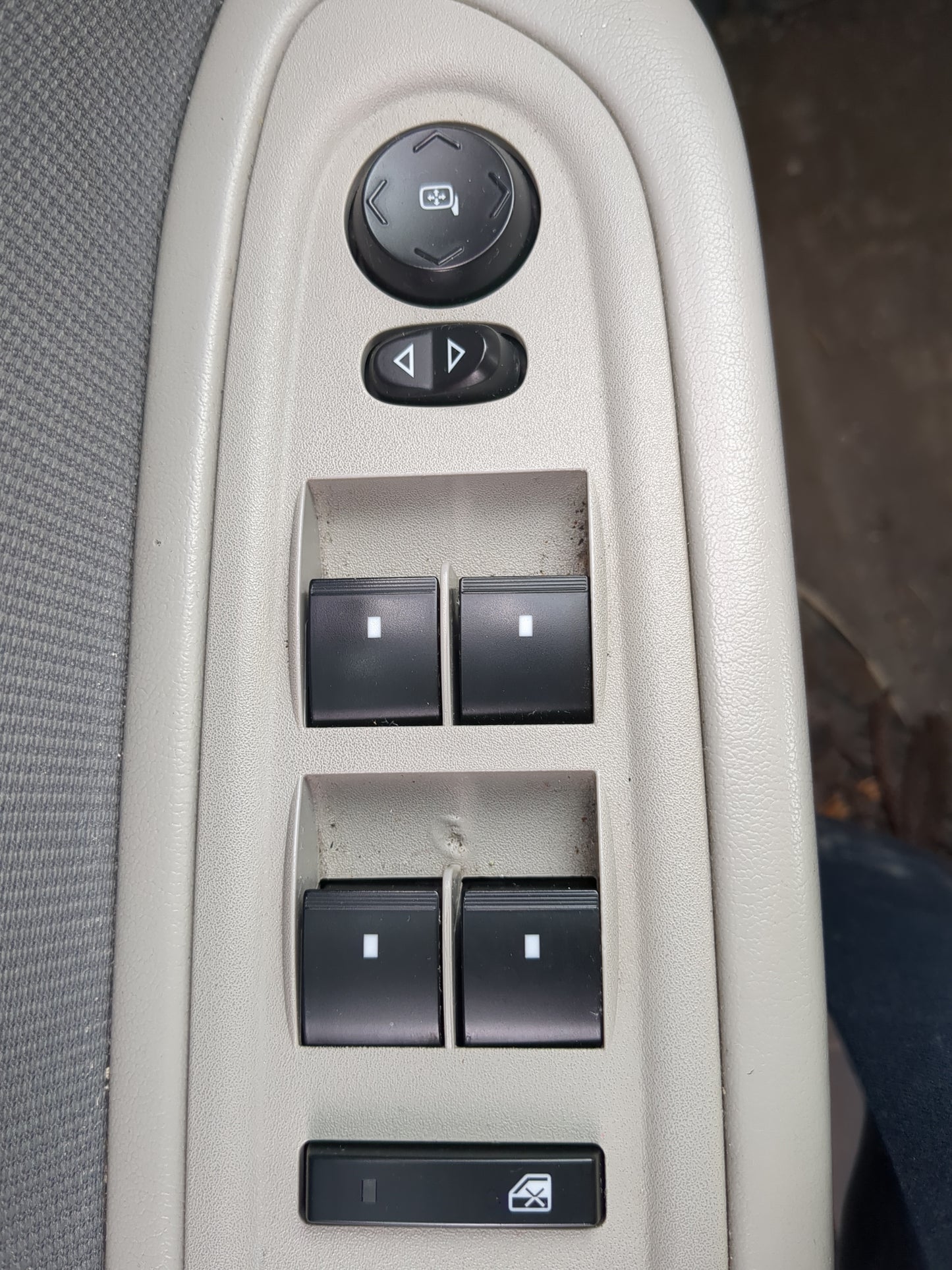 2009-2017 Chevrolet Traverse Master Power Window Switch Replacement Driver Side Left Fits OEM Used Auto Parts - Oemusedautop