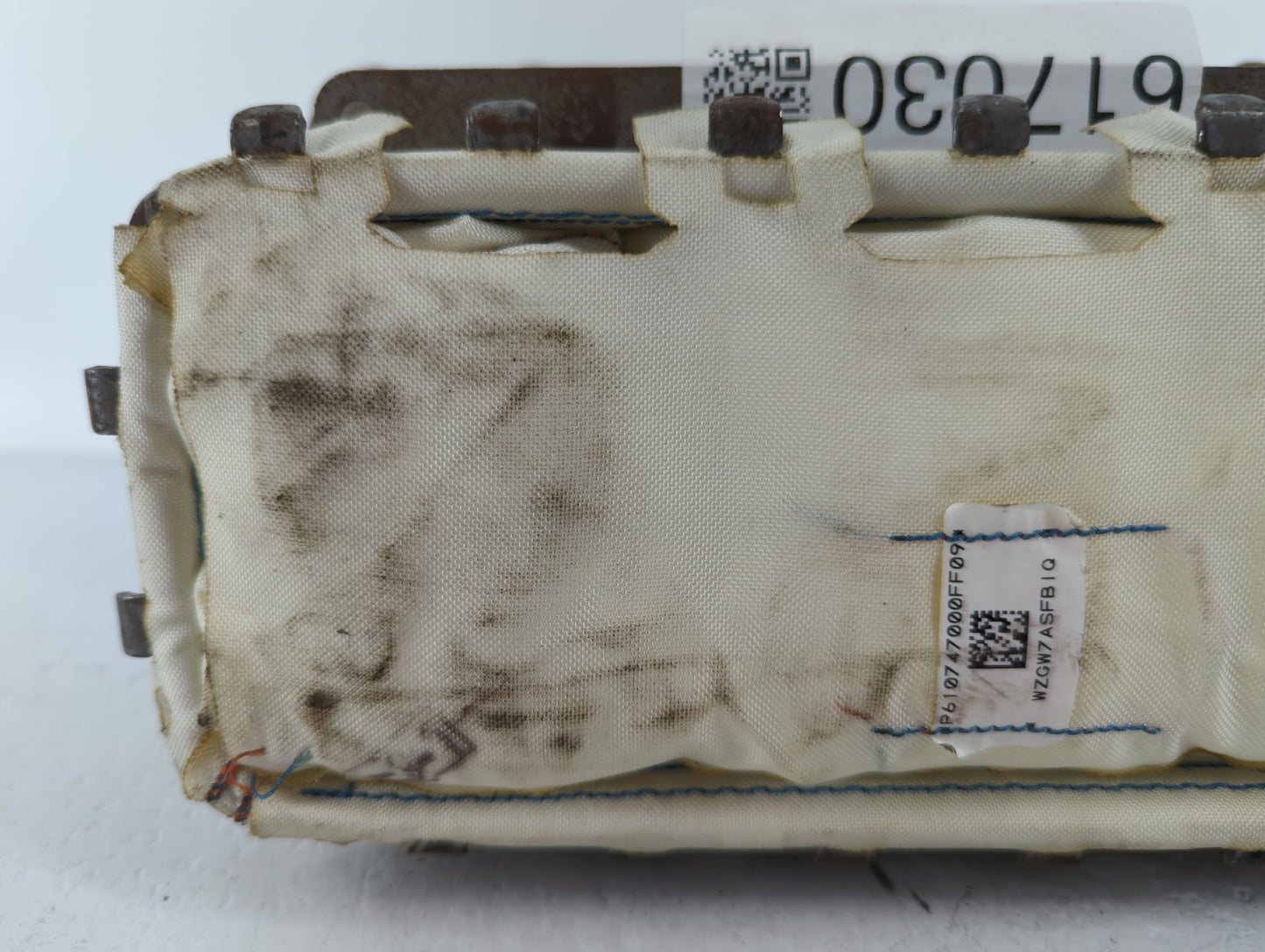 2009-2010 Chevrolet Traverse Air Bag Passenger Right Dashboard Oem - Oemusedautoparts1.com