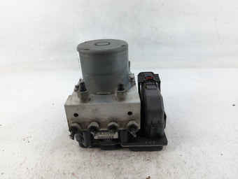 compare product 2010 Chevrolet Traverse ABS Pump Control Module Replacement P/N:0 265 230 111 01 25840315 Fits OEM Used Auto Parts