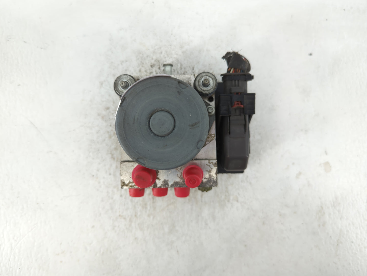 2010 Chevrolet Traverse ABS Pump Control Module Replacement P/N:25840315 0 265 230 111 01 Fits OEM Used Auto Parts - Oemused