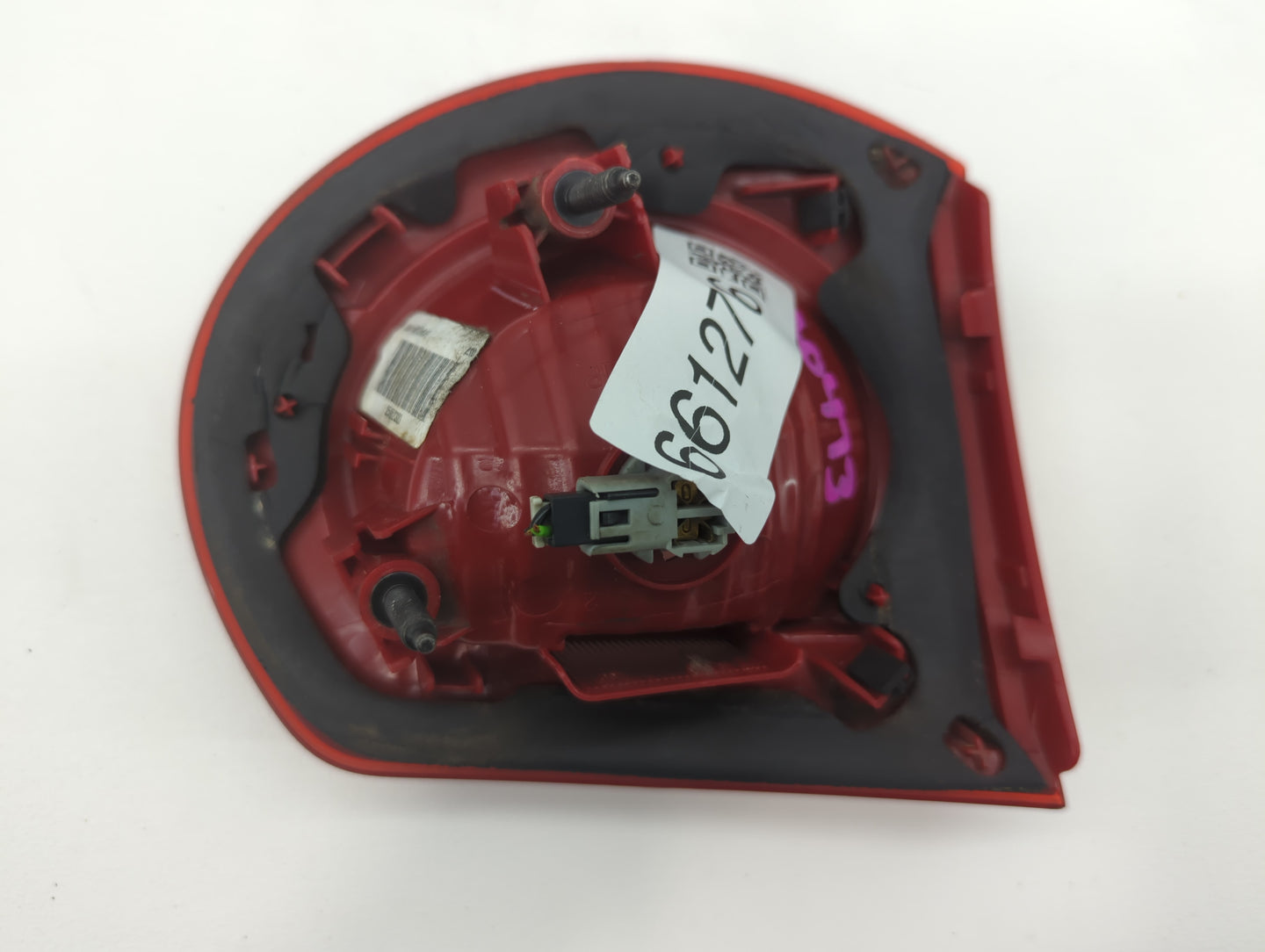2010 Chevrolet Traverse Tail Light Assembly Passenger Right OEM P/N:25952323 Fits OEM Used Auto Parts - Oemusedautoparts1.co