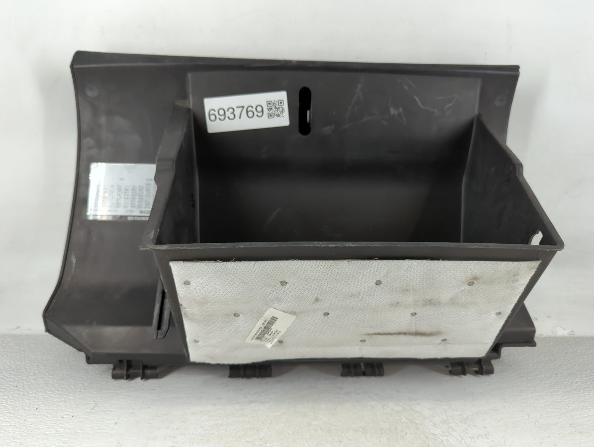 2010 Chevrolet Traverse Passenger Glove Box Door Storage Compartment 693769 - Oemusedautoparts1.com