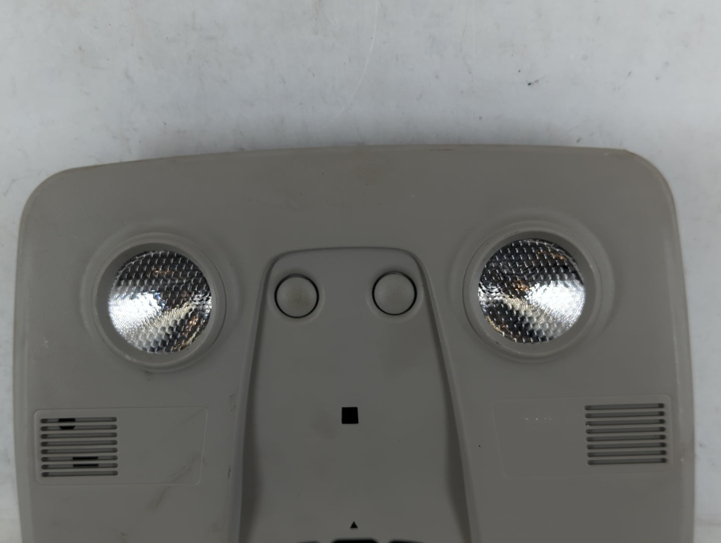 Chevrolet Traverse Overhead Console W/rear Climate Control - Oemusedautoparts1.com