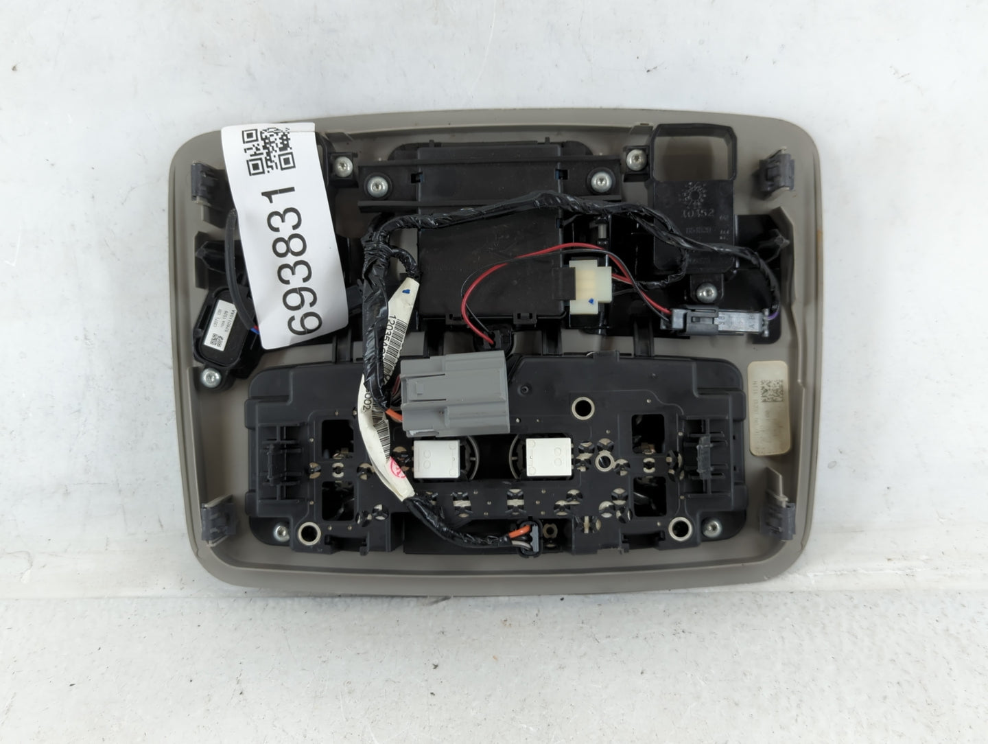 Chevrolet Traverse Overhead Console W/rear Climate Control - Oemusedautoparts1.com