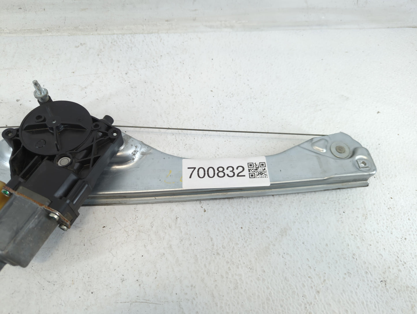 Chevrolet Traverse Window Regulator Right Passenger Rear - Oemusedautoparts1.com