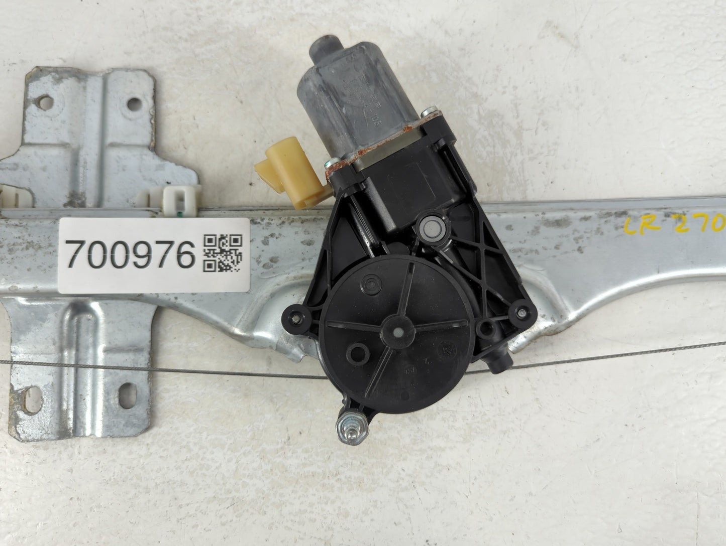 Chevrolet Traverse Driver Left Rear Window Regulator 700976 - Oemusedautoparts1.com