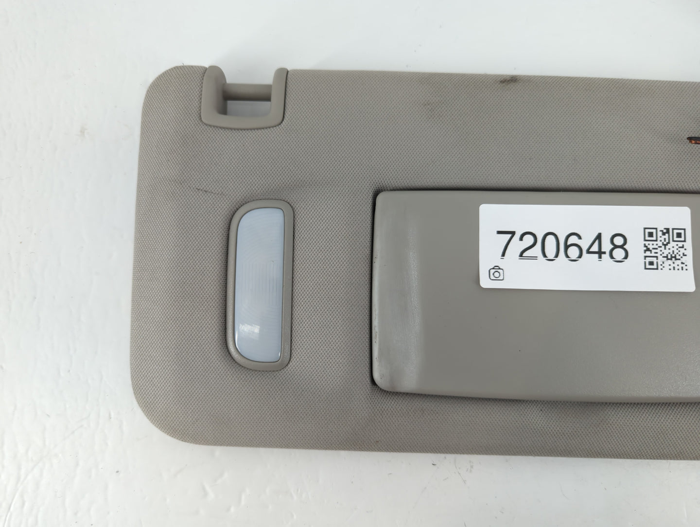 2010 Chevrolet Traverse Sun Visor Shade Replacement Passenger Right Mirror Fits OEM Used Auto Parts - Oemusedautoparts1.com