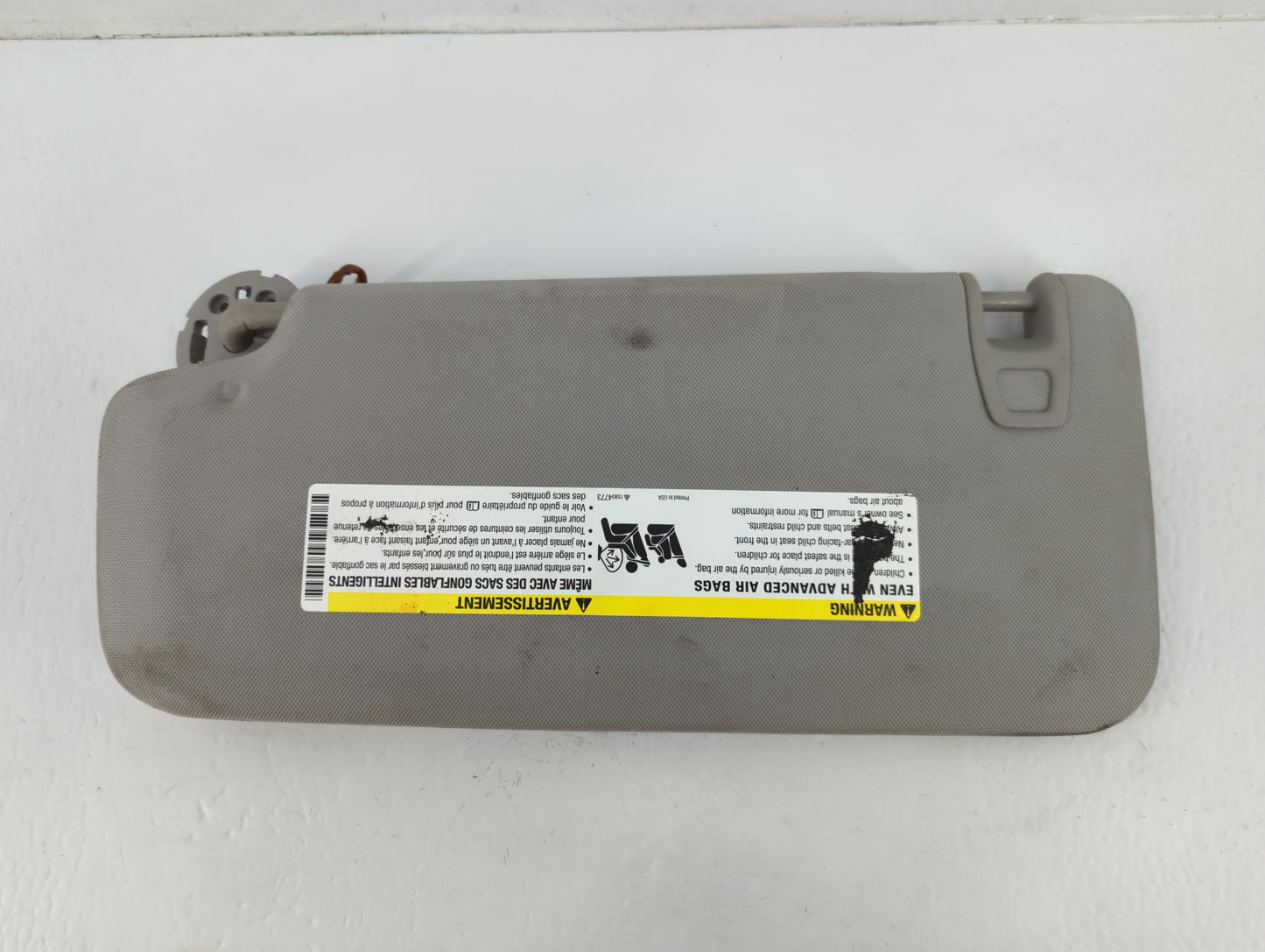 2010 Chevrolet Traverse Sun Visor Shade Replacement Passenger Right Mirror Fits OEM Used Auto Parts - Oemusedautoparts1.com