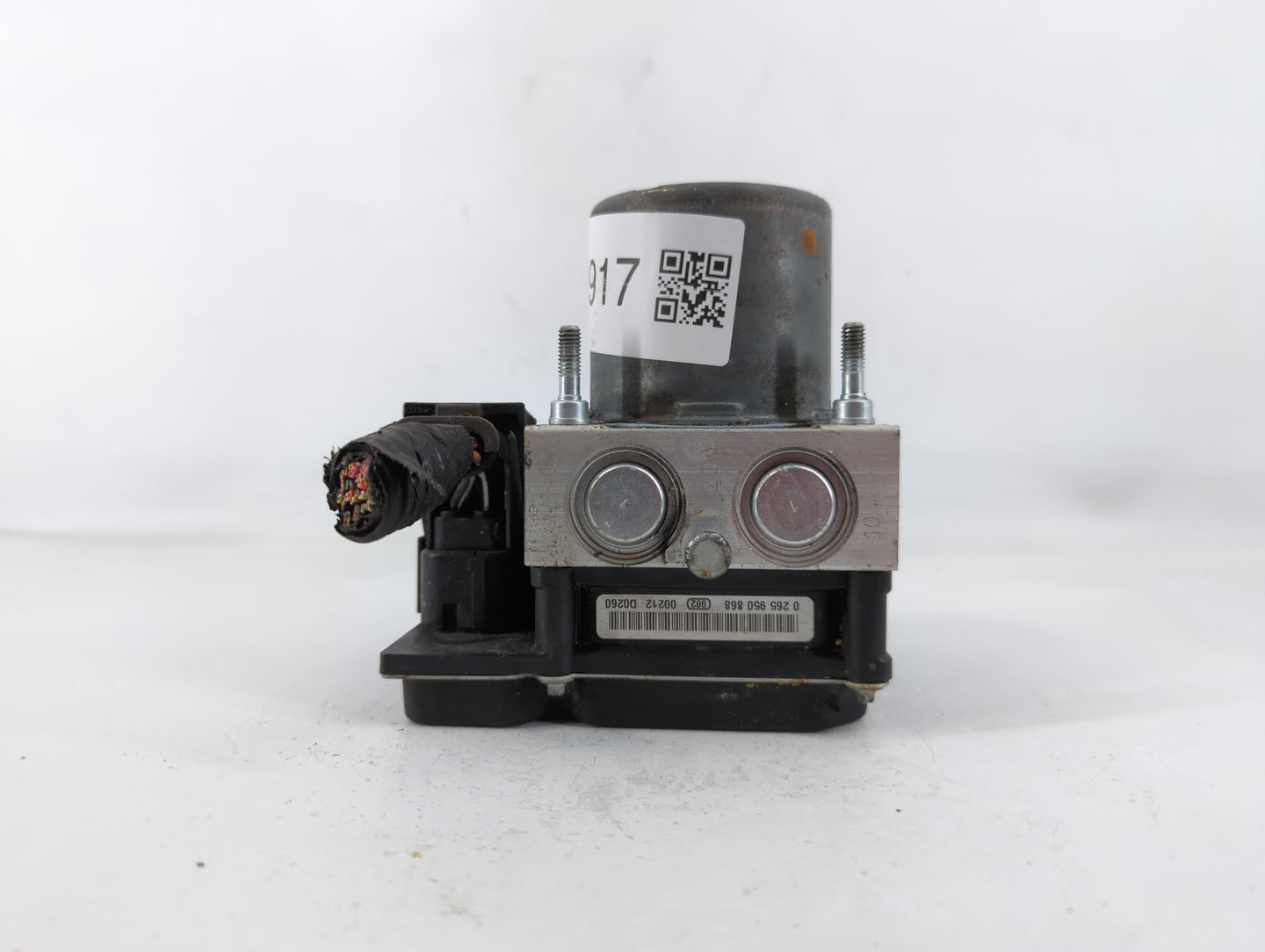 2010 Chevrolet Traverse ABS Pump Control Module Replacement P/N:0 265 230 111 01 Fits OEM Used Auto Parts - Oemusedautoparts