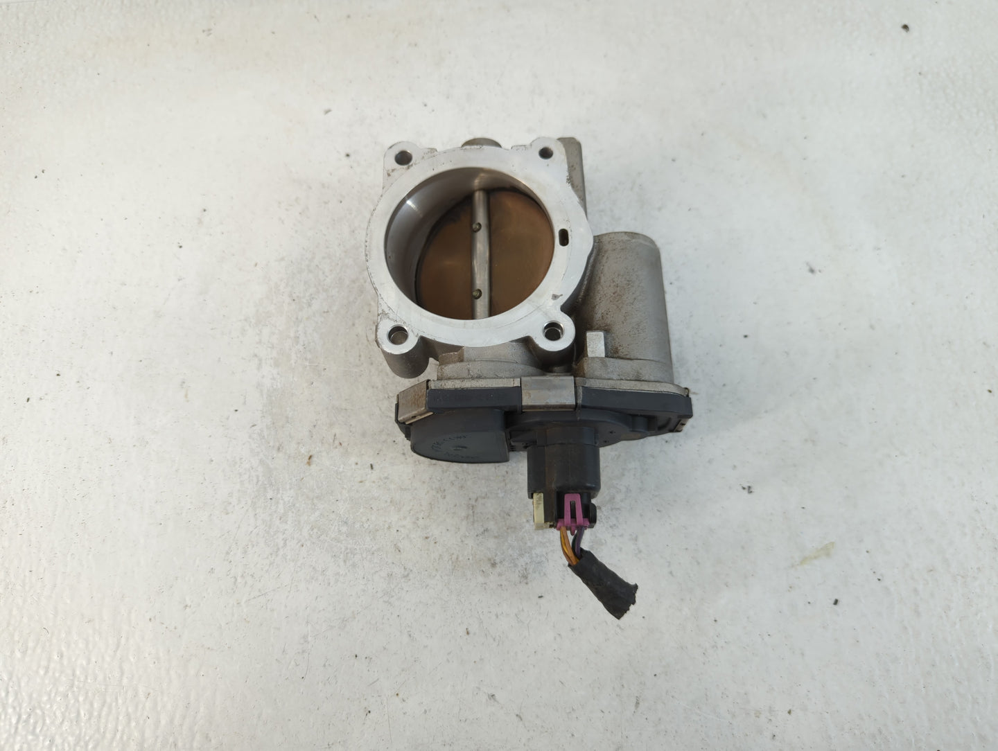 2010 Chevrolet Traverse Throttle Body P/N:995AA9105C Fits Fits 2007 2008 2009 2011 OEM Used Auto Parts - Oemusedautoparts1.c