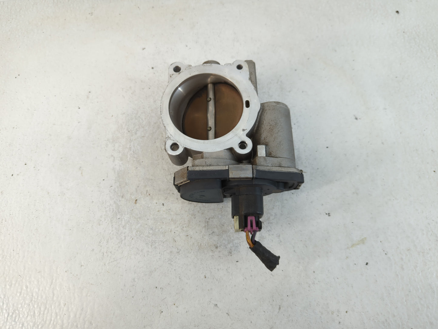 2010 Chevrolet Traverse Throttle Body P/N:995AA9105C Fits Fits 2007 2008 2009 2011 OEM Used Auto Parts - Oemusedautoparts1.c